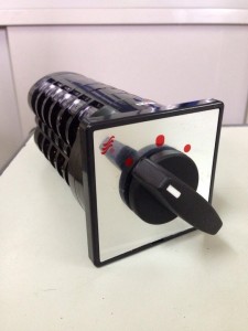 Chuyển mạch 3 vị trí Cansen LW5D-16/6